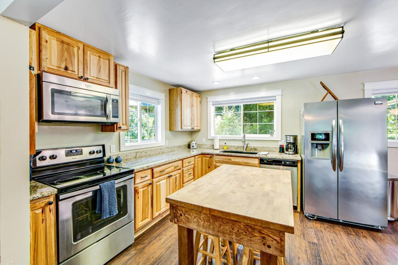 Orchard Near The River Escape Forestville Exterior foto